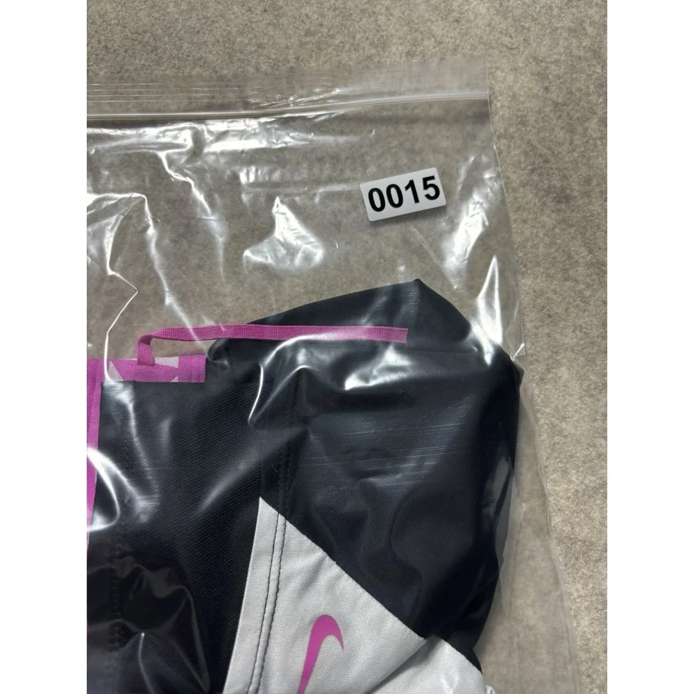 Nike Foldover Waistband 